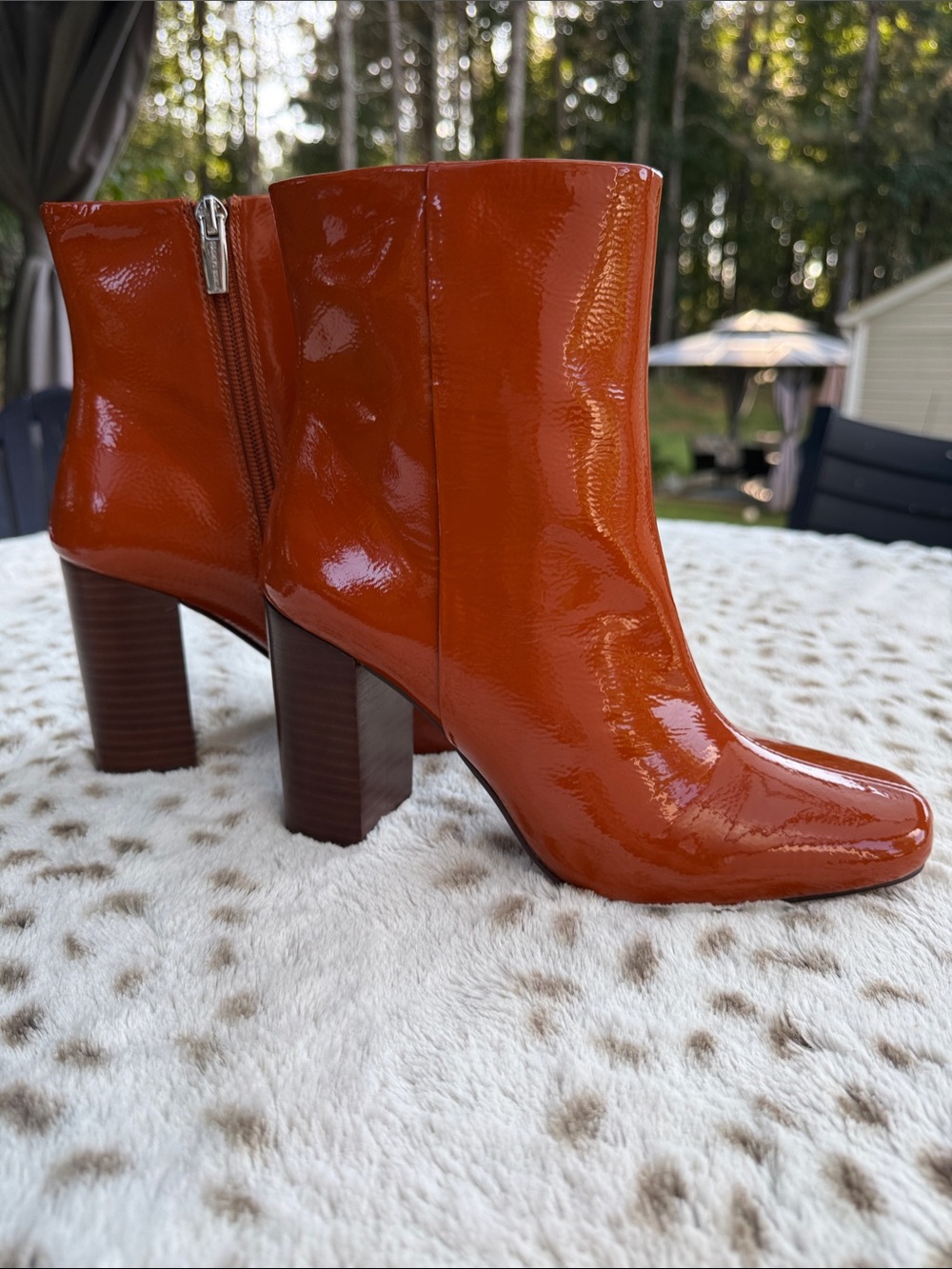 Vince Camuto Leather Heeled Ankle Boots. NWT “Dannia” Rusty Orange 7 Med